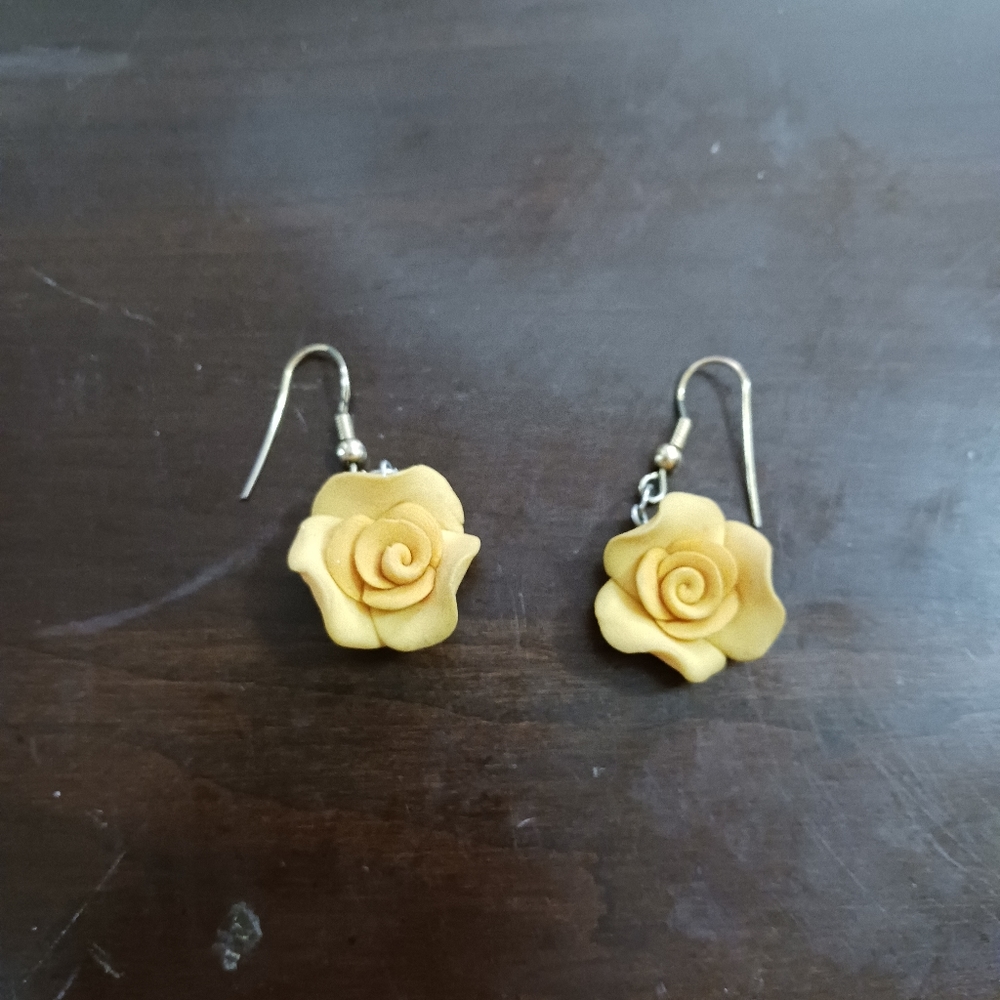 Earings